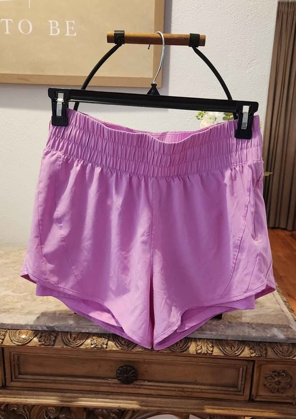Women's M athletic shorts
